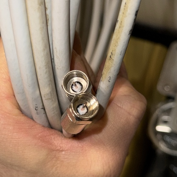 weBoost Home Cell Signal Booster Home 4G works w/ all carriers up to 1500 sq. ft - Picture 11 of 12